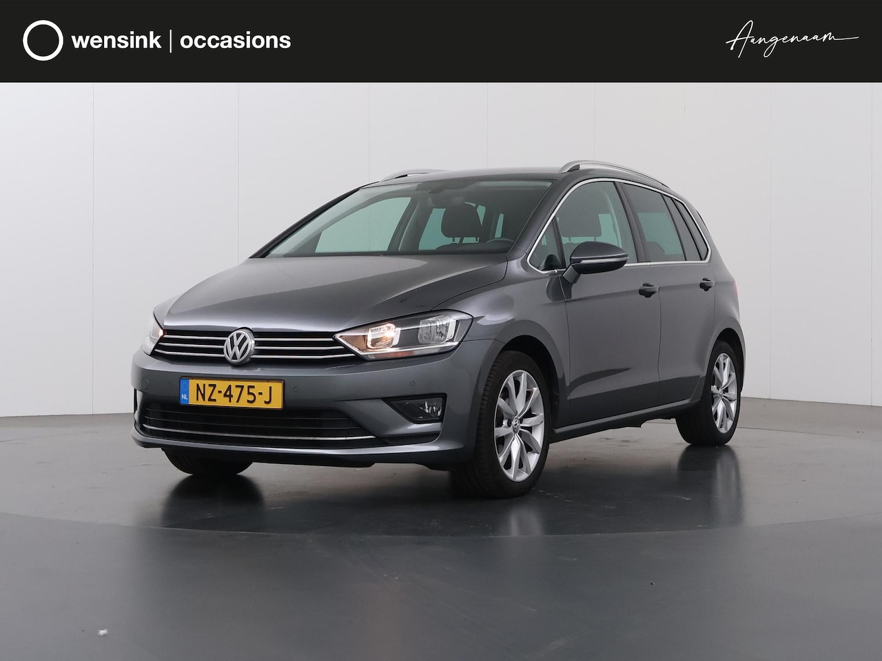 Volkswagen Golf Sportsvan - 1.2 TSI Highline | Navigatie | Parkeercamera | Climate Control | Cruise Control | - AutoWereld.nl