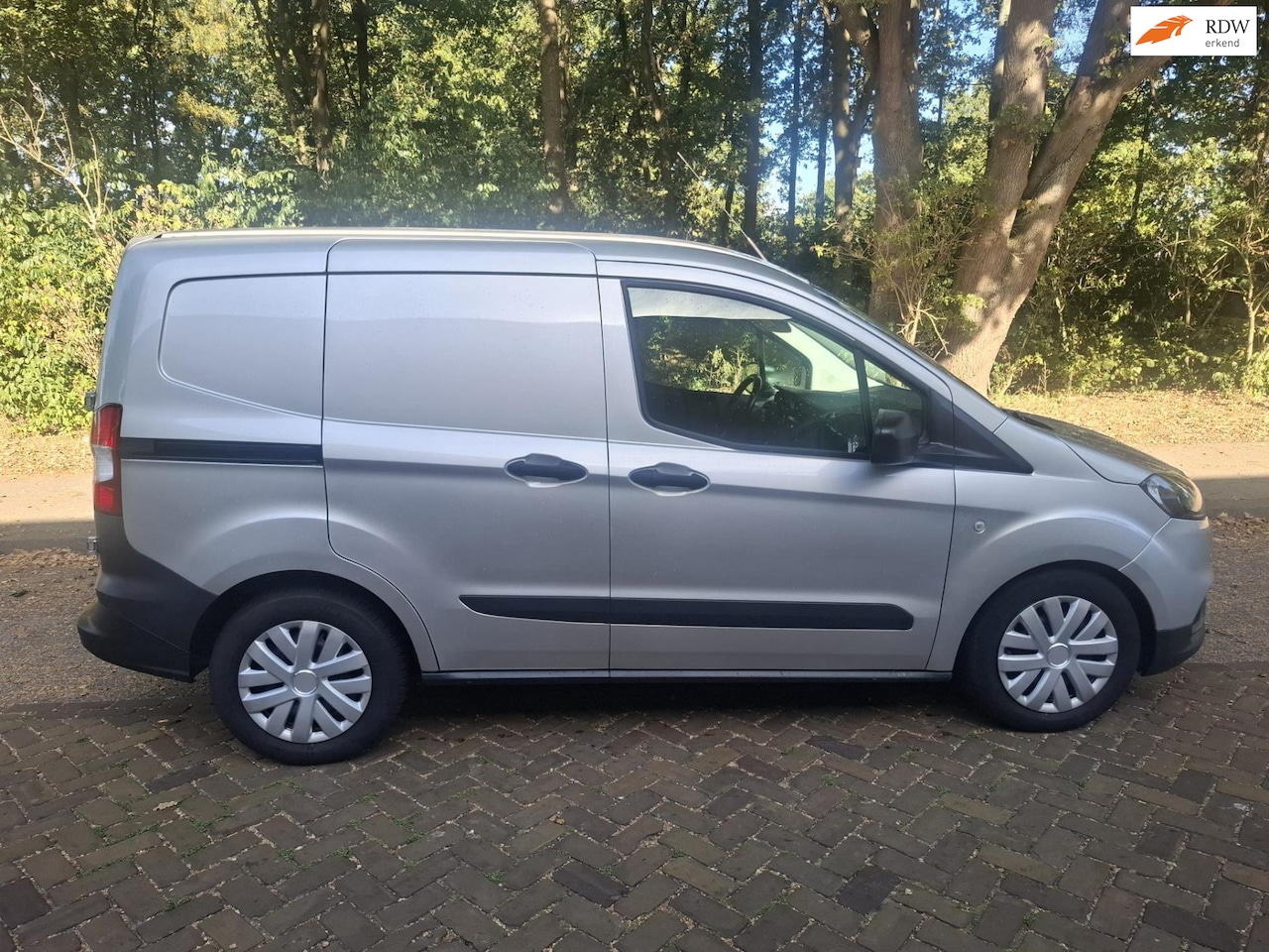 Ford Transit Courier - 1.5 TDCI Trend Duratorq S&S 169429 KM - AutoWereld.nl
