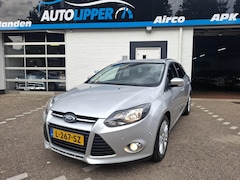 Ford Focus Wagon - 1.0 EcoBoost Titanium /Nieuwe apk bij aflevering/Camera/All season banden