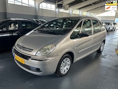 Citroën Xsara Picasso - 1.8i-16V Attraction Airco