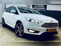 Ford Focus Wagon - 1.5 Titanium/TOP STAAT /GARANTIE/
