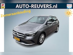 Mercedes-Benz B-klasse - B200 Business Solution Automaat / LED / Navigatie / Lichtmetaal