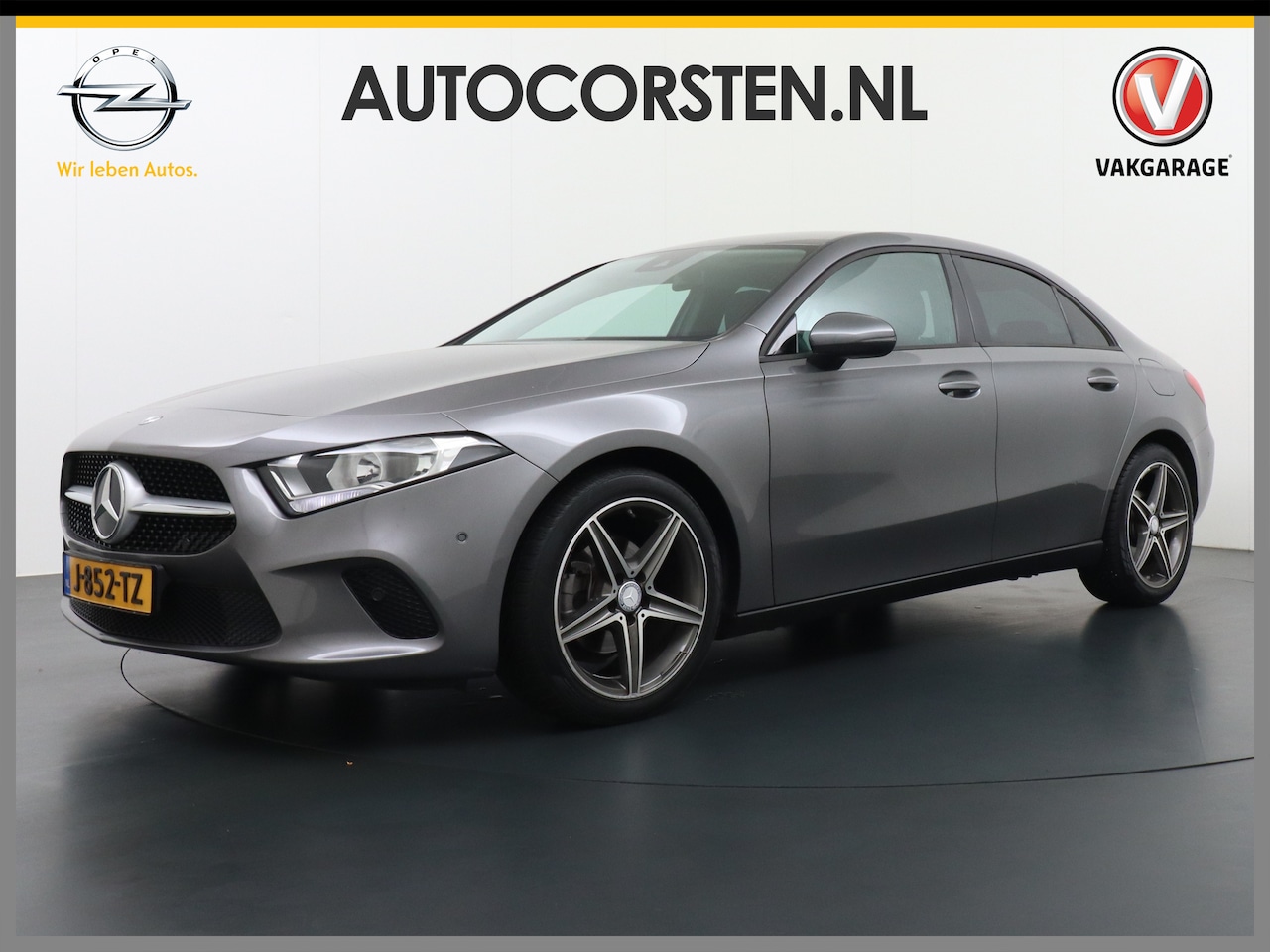 Mercedes-Benz A-klasse - 180 Sedan Navi Ecc Camera Cruise Control Pdc Keyless Stoelverwarming Regen-Lichtsensor Led - AutoWereld.nl