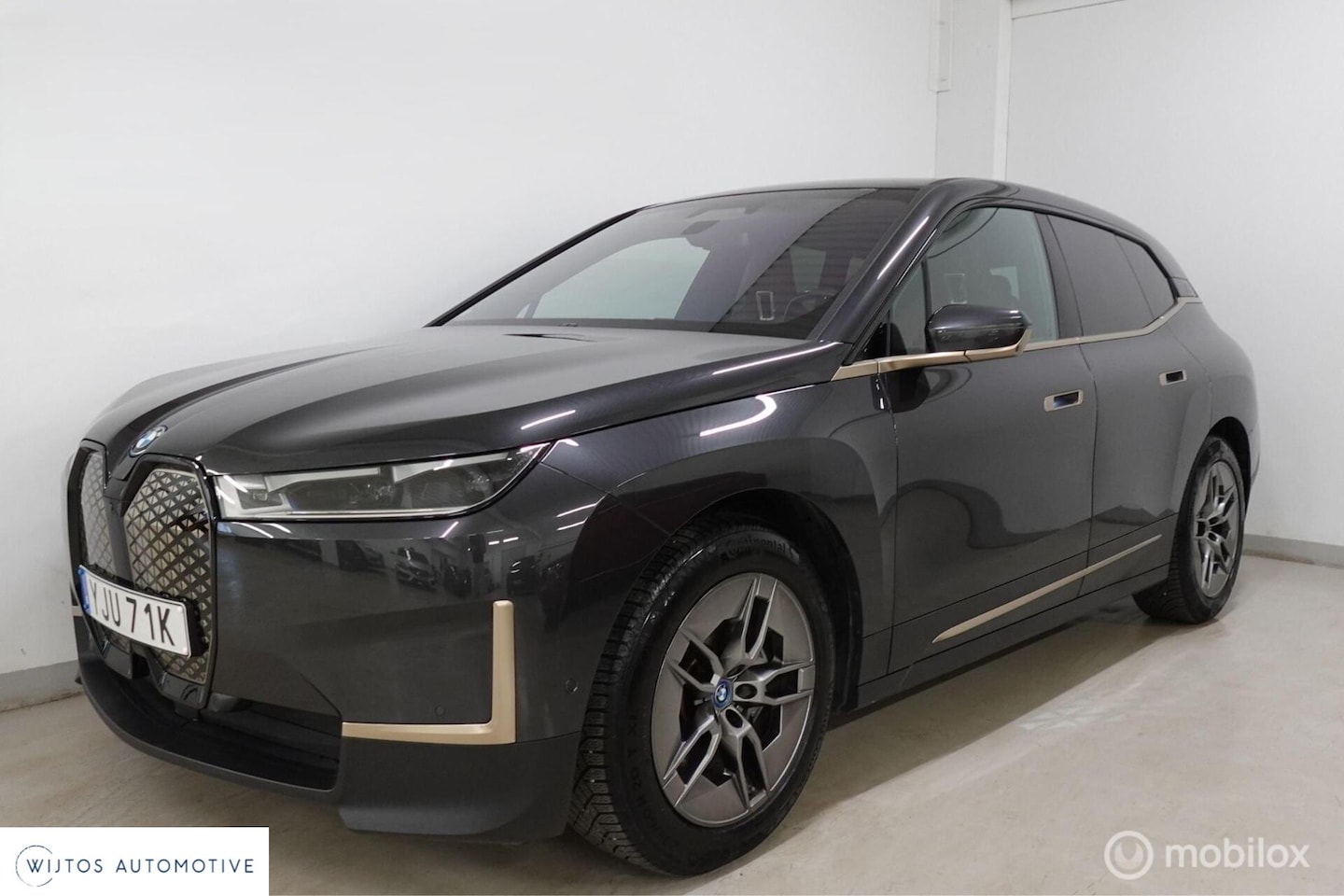 BMW iX - xDrive40 77 kWh, laser, 360, H/K, trekhaak, HUD - AutoWereld.nl