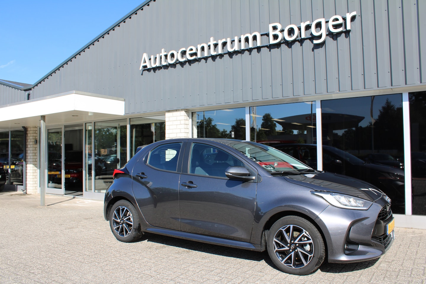 Toyota Yaris - 1.5 Automaat Hybrid Dynamic 16“LM /Clima/Cruise/Camera - AutoWereld.nl