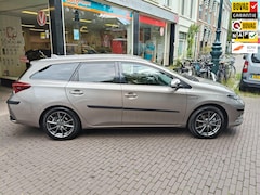 Toyota Auris Touring Sports - 1.8 Hybrid Lease Exclusive