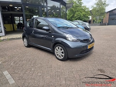 Toyota Aygo - 1.0-12V