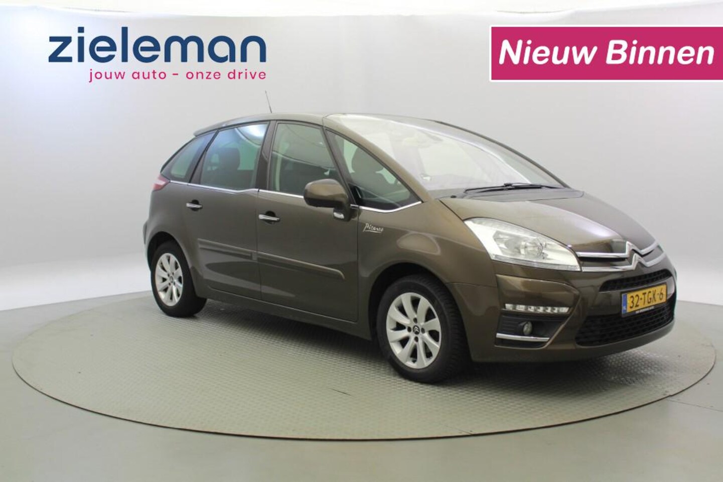 Citroën C4 Picasso - 1.6 e-HDi Ligne Business Automaat - NAP, Navi, Cruise, Clima, Trekhaak - AutoWereld.nl