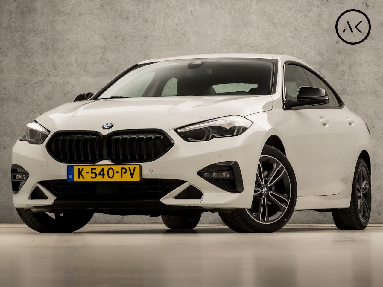 BMW 2-serie Gran Coupé - 218i Executive Sportline Automaat (APPLE CARPLAY, M STUUR, GROOT NAVI, LEDER, SFEERVERLICH - AutoWereld.nl