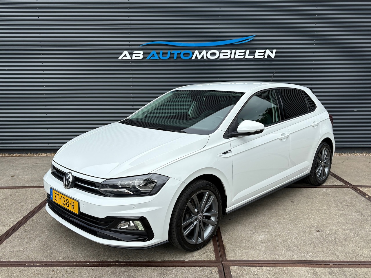 Volkswagen Polo - 1.0 TSI Highline Business R STOELVERWARMING/ PARKEERSENSOREN - AutoWereld.nl