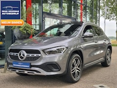 Mercedes-Benz GLA-Klasse - 250 e AUTOMAAT | Panormadak | Climate Control | Navigatie | Parkeercamera | Cruise Control