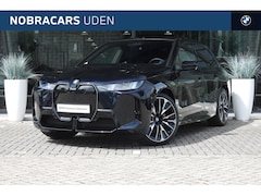 BMW iX - xDrive45 M Sport / Panoramadak / Trekhaak / Soft-Close / Stoelventilatie / Parking Assista