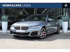 BMW 5-serie - 530e High Executive M Sport Automaat / Schuif-kanteldak / Trekhaak / Adaptieve LED / Parki
