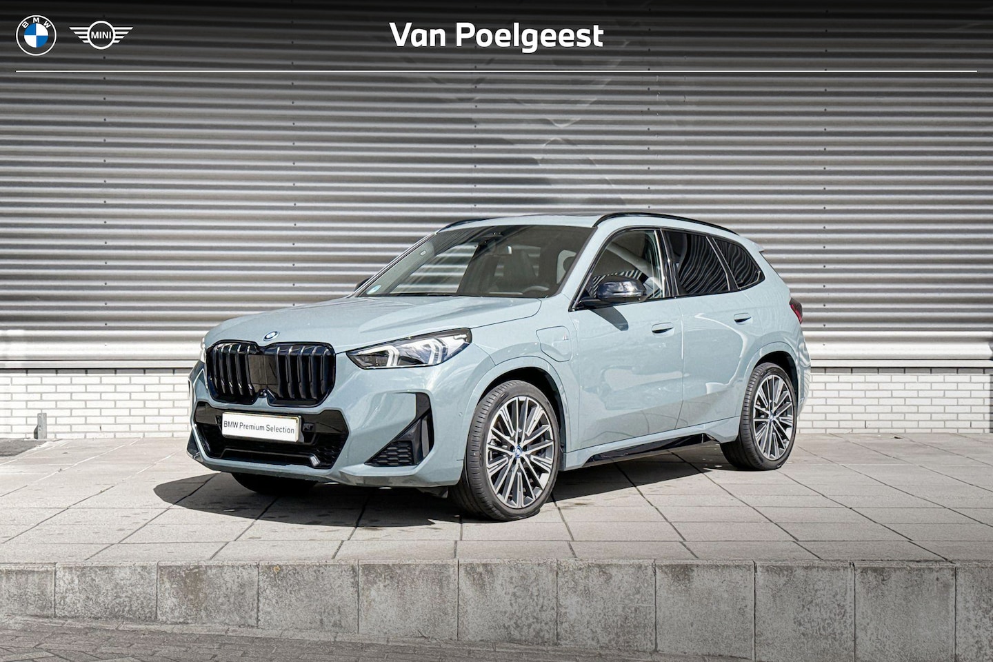 BMW X1 - xDrive30e M Sportpakket / Innovation Pack / Comfort Pack / Travel Pack / Panoramadak / Tre - AutoWereld.nl