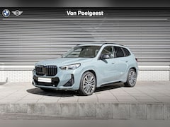 BMW X1 - xDrive30e M Sportpakket / Innovation Pack / Comfort Pack / Travel Pack / Panoramadak / Tre