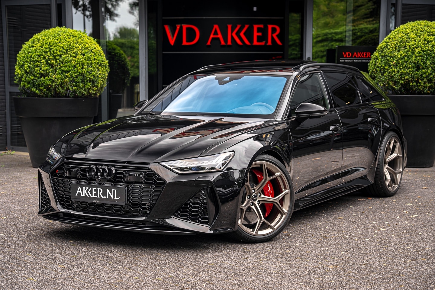 Audi RS6 - Dynamic Plus | 360° Camera | Design Pakket Rood | Head-up | DRC - AutoWereld.nl