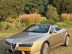 Alfa Romeo Spider - 2.2 JTS