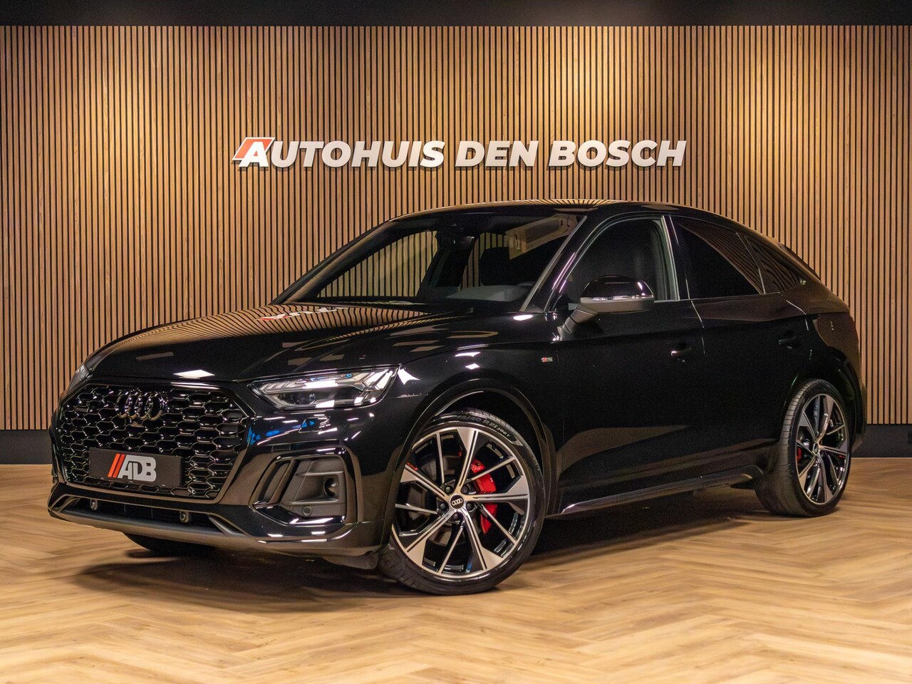 Audi Q5 Sportback - 55 TFSI e Quattro 367PK S Line - Lucht - AutoWereld.nl