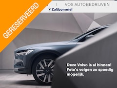 Volvo XC40 - 2.0 B4 Plus Dark | Trekhaak | Elektrisch verstelbare voorstoelen |