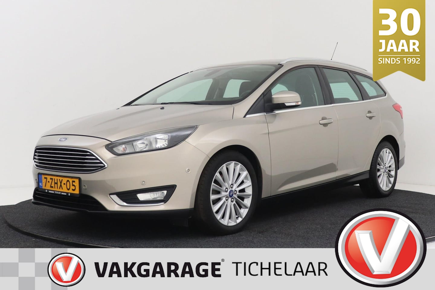 Ford Focus Wagon - 1.0 First Edition 125 PK | Navigatie | Cruise Control | Climate Control | - AutoWereld.nl