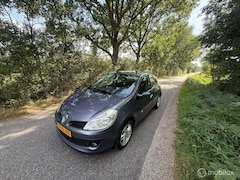 Renault Clio - 1.6-16V Dynamique Apk 28-04-2026