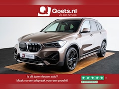 BMW X1 - xDrive20i High Executive Sport Line - Panoramadak - Parking/Driving Assistant - Cruise con