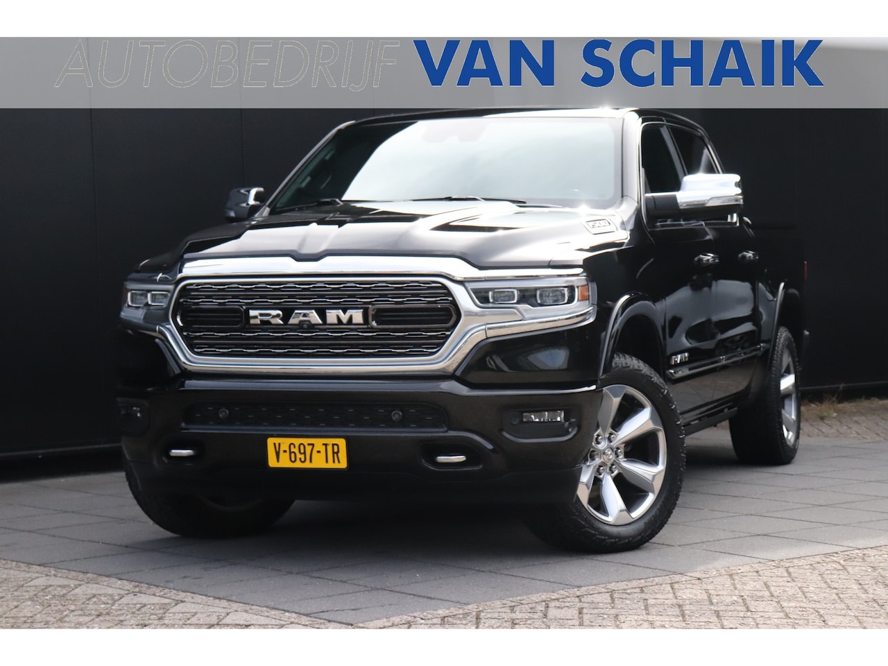 Dodge Ram 1500 - 5.7 V8 4x4 Crew Cab 5'7 Limited | LEDER | MEMORY | H&K | PANO | LUCHTVERING | TREKHAAK | S - AutoWereld.nl