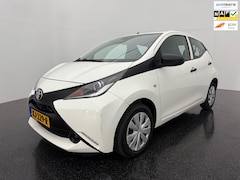 Toyota Aygo - 1.0 VVT-i x-now / Carplay / Airco / Camera