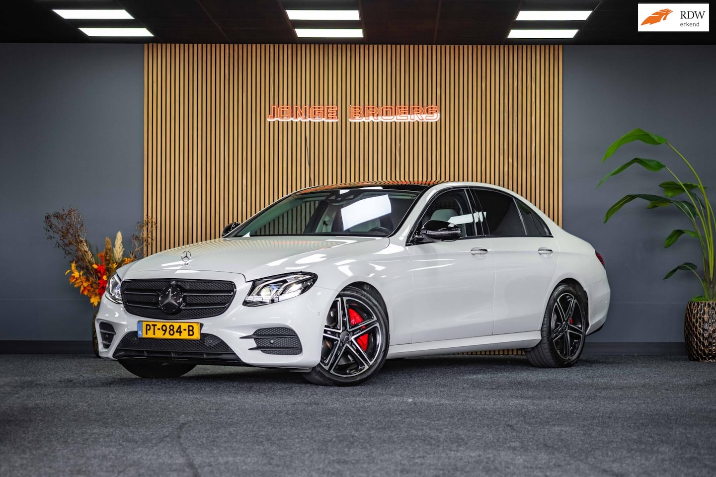 Mercedes-Benz E-klasse - 400 4Matic Premium Plus |Pano|HUD|360 - AutoWereld.nl