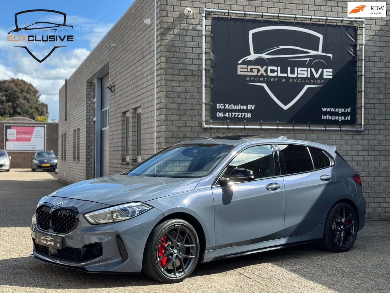BMW 1-serie - M135i xDrive Business Edition Plus PANO | ACC | LANEASSIST | BLINDSPOT | BOMVOL! - AutoWereld.nl
