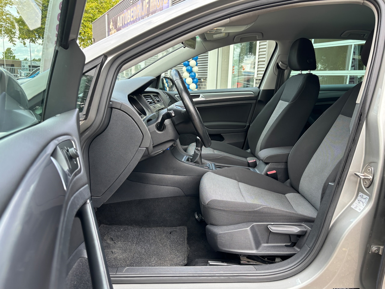 Volkswagen Golf - 1.2 TSI Trend Edition | Org-NL auto. Ondh historie. 2e eig. Airco.