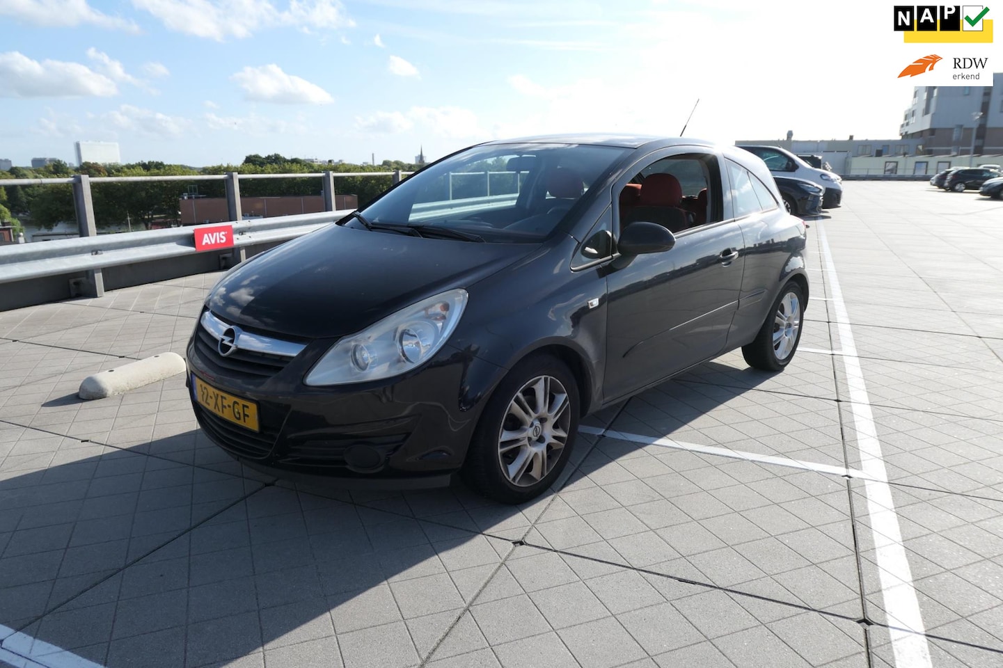 Opel Corsa - 1.4-16V Enjoy Apk/Nap/Boekjes/Velgen/Cd/Elektrisch/Centraal - AutoWereld.nl