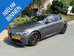 Alfa Romeo Giulia - 2.0T Sprint 200PK Automaat•Veloce•Leder