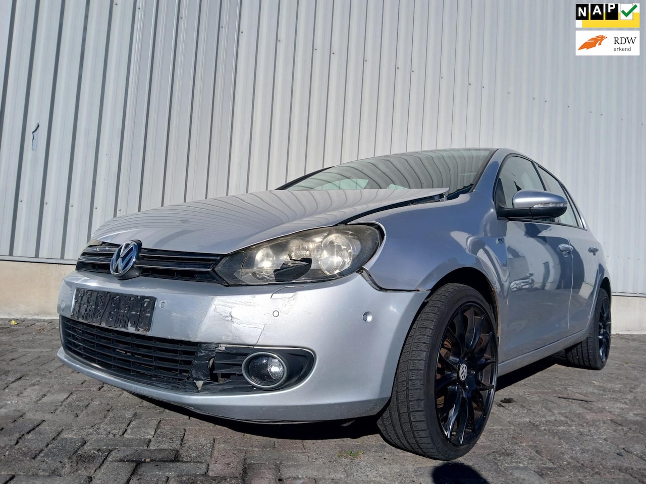 Volkswagen Golf - 1.4 Trendline - Airco - Front Schade - AutoWereld.nl