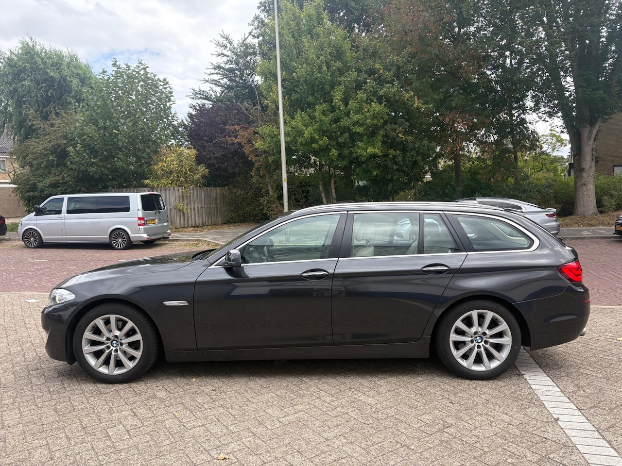 BMW 5-serie Touring - 523i High Executive BTW 21% Pano Leer Head-up - AutoWereld.nl