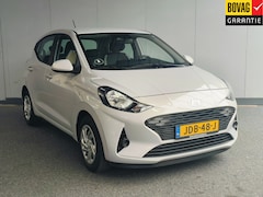 Hyundai i10 - 1.0 Comfort Smart AUTOMAAT uit 2024 Rijklaar + Fabrieksgarantie tot 04-2029 Henk Jongen Au