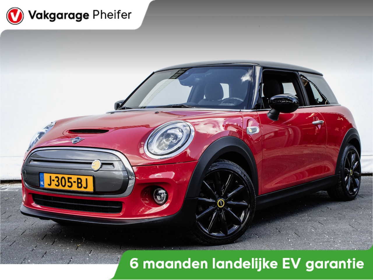 MINI Mini-Electric - Essential 33 kWh Camera/ Carplay/ Navigatie/ Lmv/ Sportstoelen/ Half leer/ Stoelverwarming - AutoWereld.nl