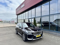BMW X1 - sDrive18i Executive X-Line M-sport pakket