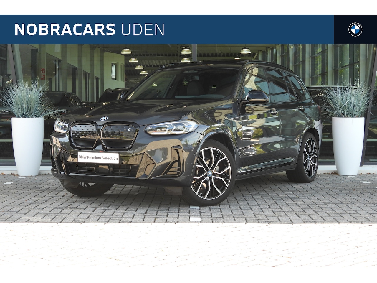 BMW iX3 - High Executive 80 kWh / Trekhaak / Sportstoelen / Adaptieve LED / M Adaptief onderstel / C - AutoWereld.nl