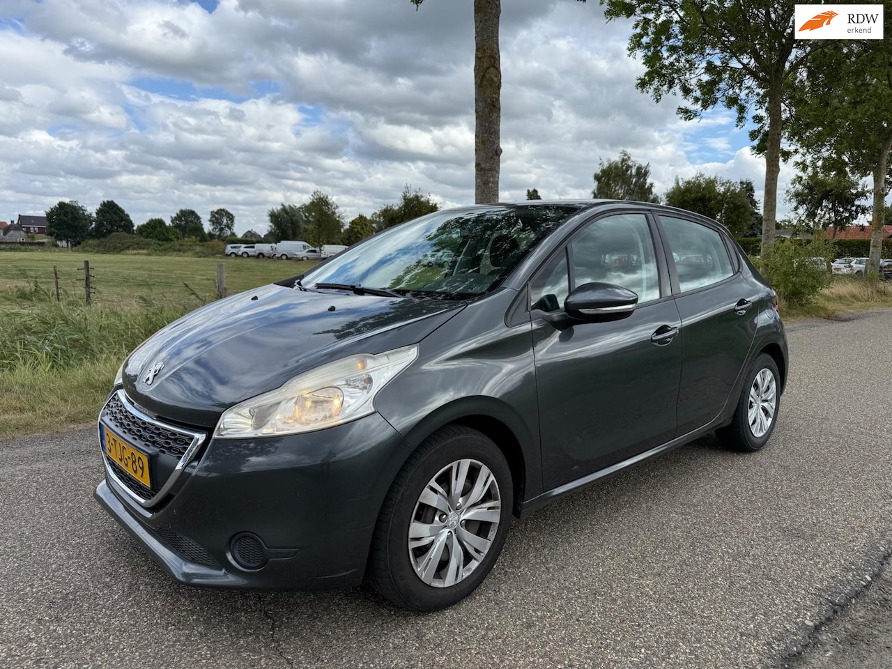 Peugeot 208 - 1.2 Vti Blue Lease Executive 1.2 VTi Blue Lease Executive - AutoWereld.nl