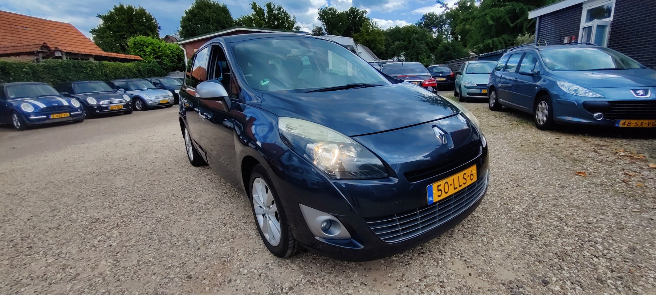 Renault Grand Scénic - 1.4 TCe Dynamique Bekerhouders, trekhaak, navigatie. - AutoWereld.nl