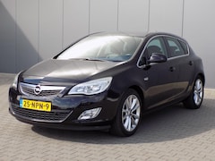 Opel Astra - 1.4 Turbo Cosmo Airco