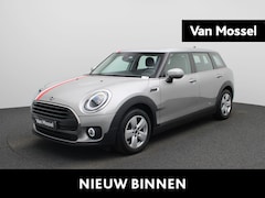MINI Clubman - 1.5 Cooper Essential | Camera | Automaat | Stoelverwarming |