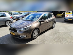Kia Cee'd - 1.6 GDI BusinessLine bj 2015 airco/navi