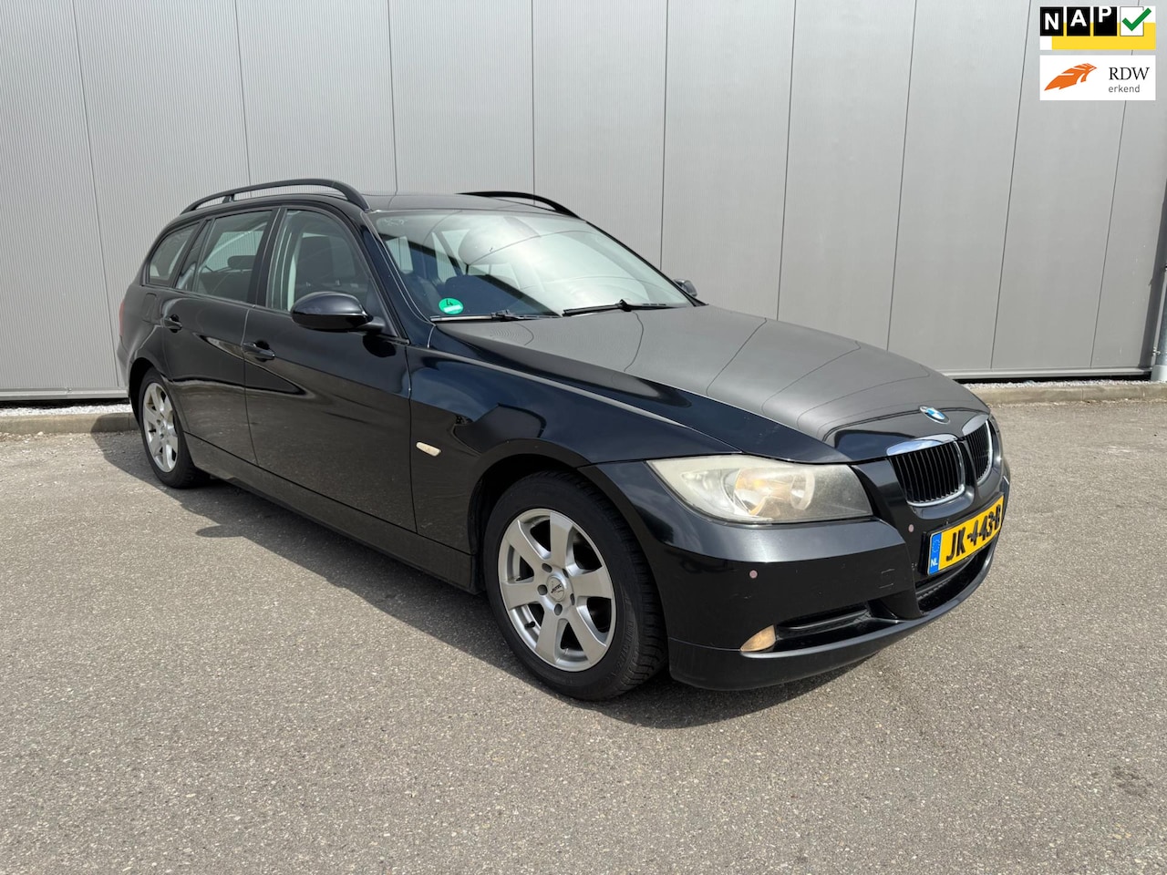 BMW 3-serie Touring - 318i 318i - AutoWereld.nl