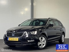 Skoda Octavia Combi - 1.6 TDI Greent Amb.Business [ trekhaak Carplay clima ]