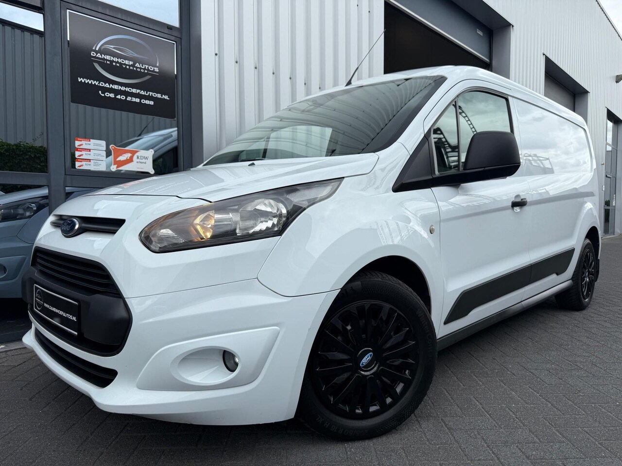 Ford Transit Connect - 1.0 benzine maxi L2 Trend nw. driem - AutoWereld.nl