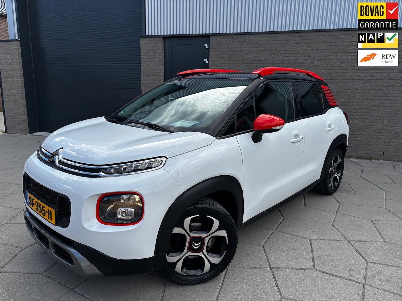 Citroën C3 Aircross - 1.2 PureTech S&S Shine| GROOT scherm|Trekhaak|Dakrail s|Reserve-wiel - AutoWereld.nl