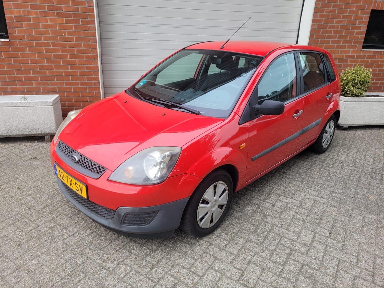 Ford Fiesta - 1.3-8V Cool & Sound - AutoWereld.nl