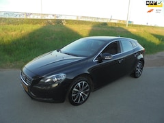Volvo V40 - V40 2.0 D4 diesel airco ecc xenon navigatie pdc
